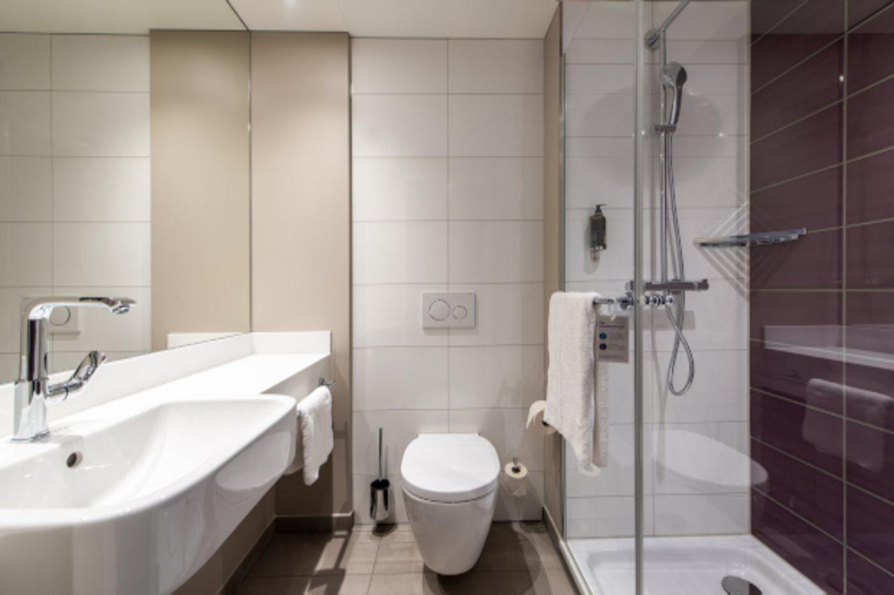 Premier Inn Stuttgart Feuerbach Esterno foto